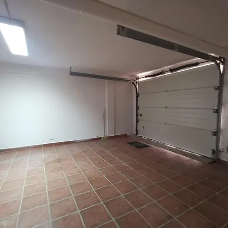 Nyaraló Lota Delight *